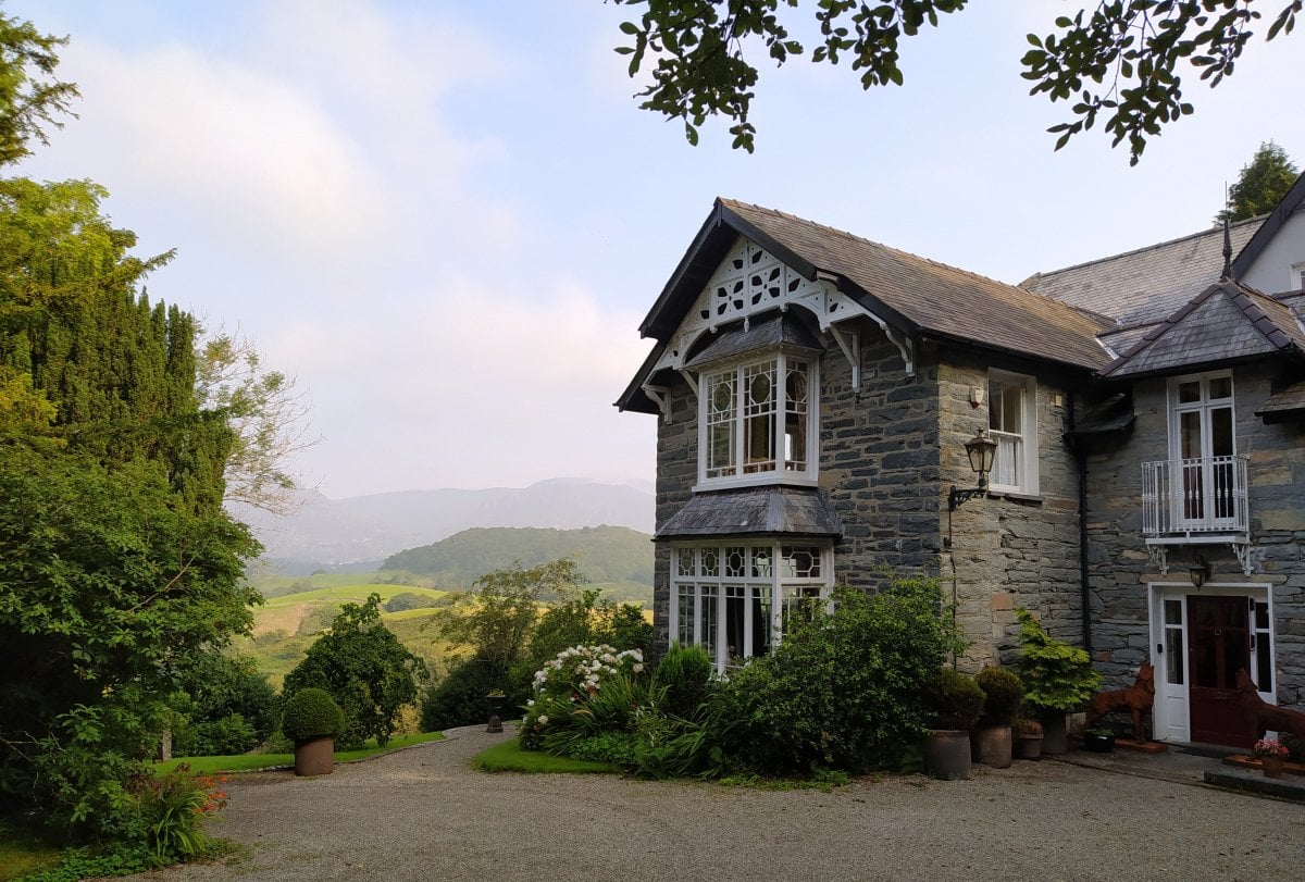 Cae'r Blaidd Country House in the heart of Snowdonia
