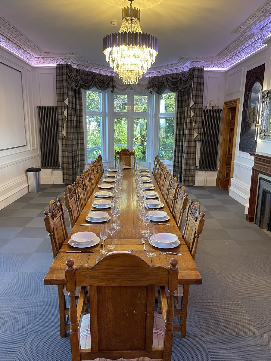 Lloyd George at Plas y Bryn - formal dining for all guests