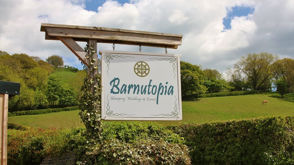 Barnutopia | Luxury Glamping Experience for Groups, Shropshire
