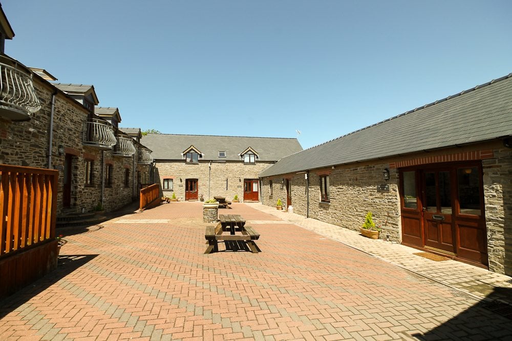 Bryncarnedd courtyard cottages