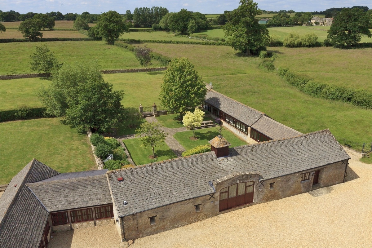 The Cotswold Manor Grange