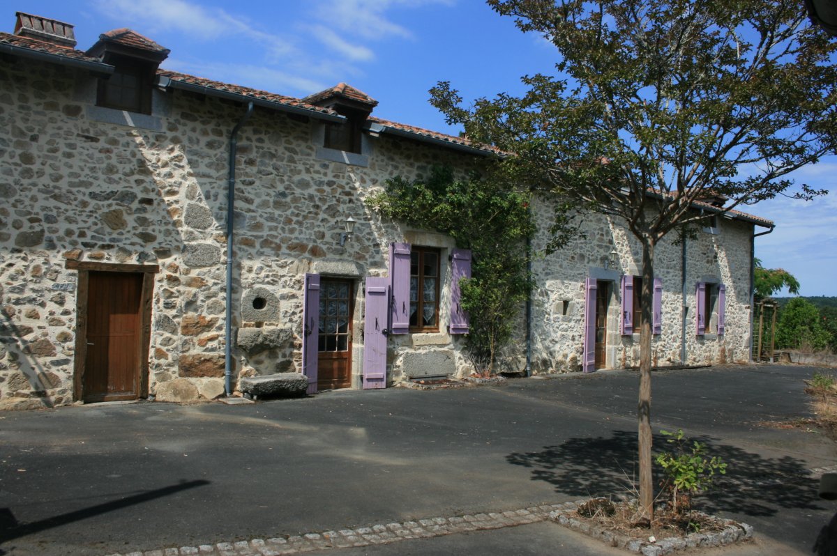The entrance to the Farm House