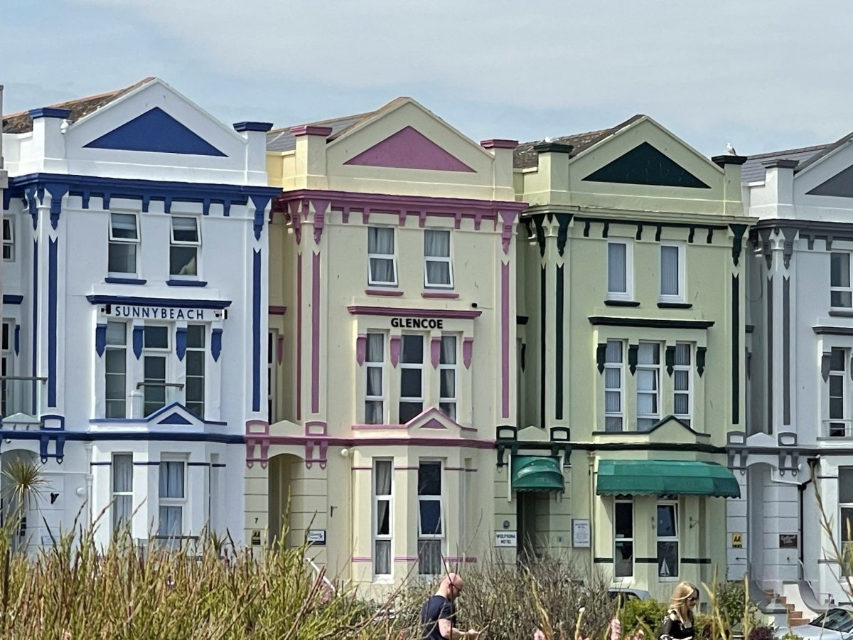 Sunnybeach Apartments - seaside location