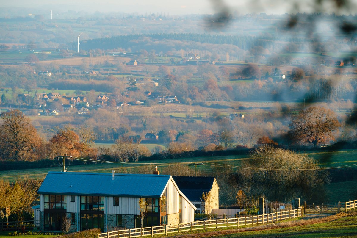Hill View House, sleeps 10 and Stone Cottage, sleeps 2