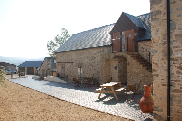 Hills Farm Stays