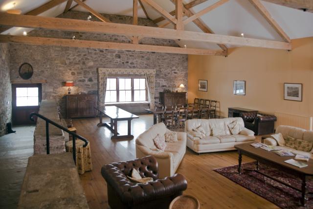 Main Room - Rear