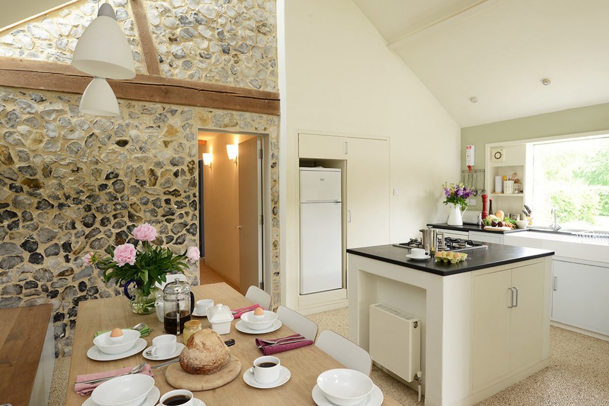 Hackford Hall | Large dog friendly holiday house, Norfolk