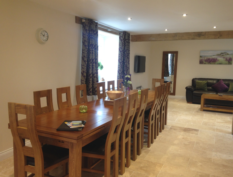 Poppy dining area