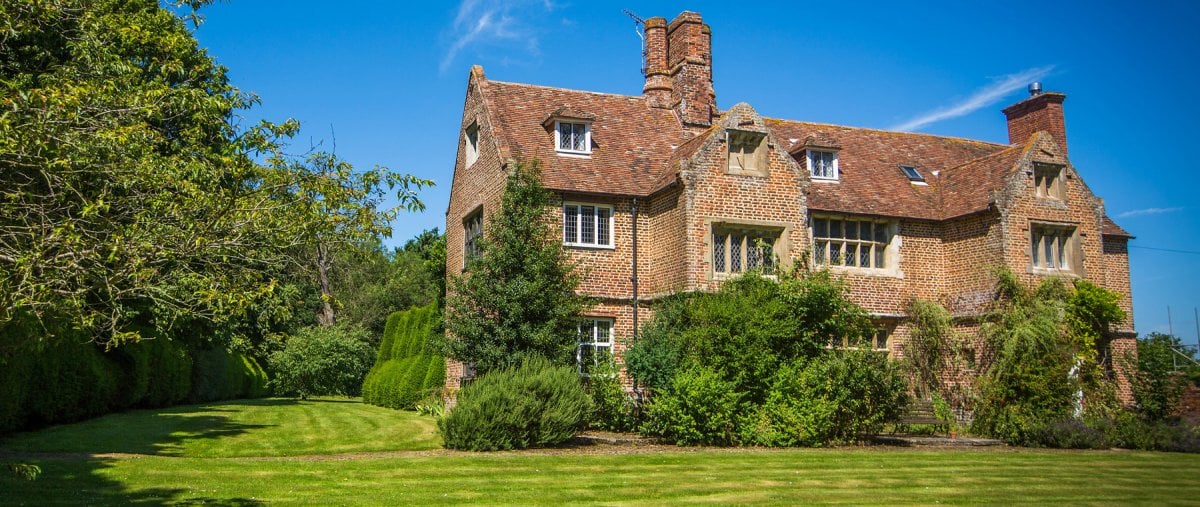 Stunning Elizabethan Country House