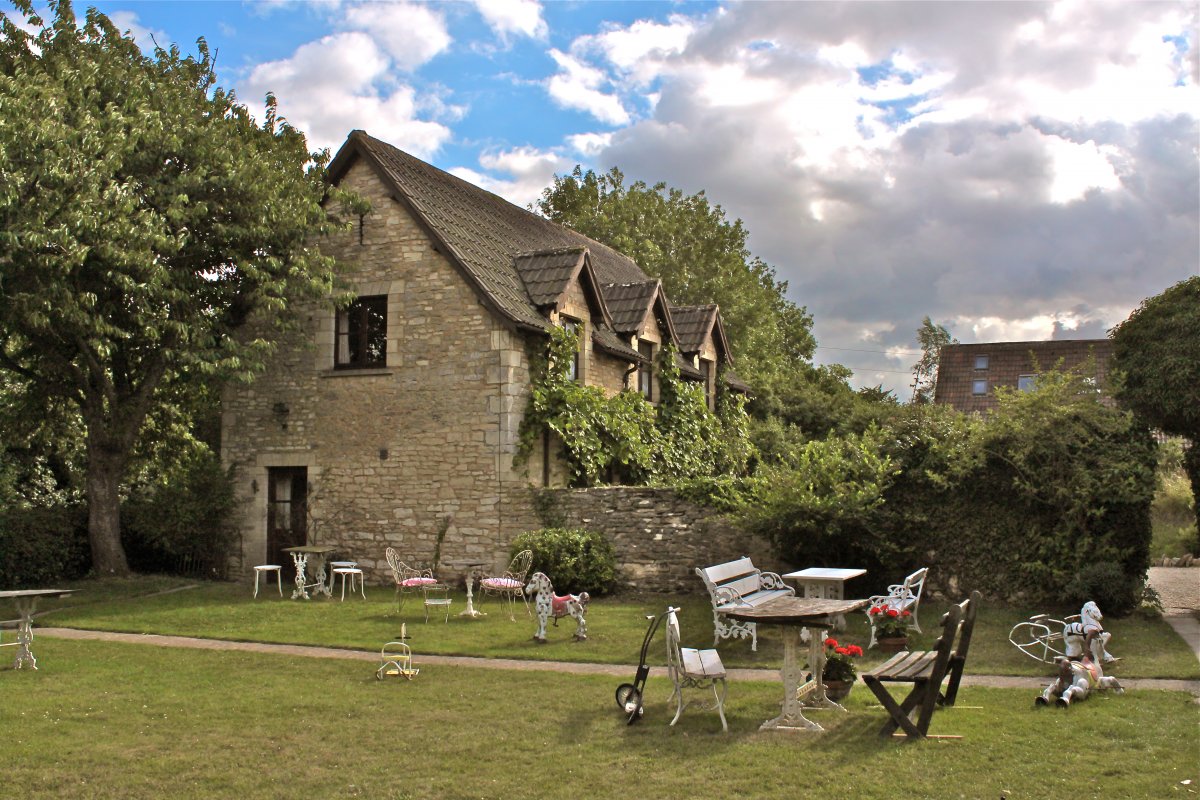 The Stables Cottage garden