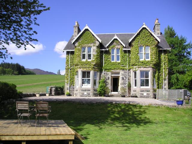 Grand Country House with private hot tub