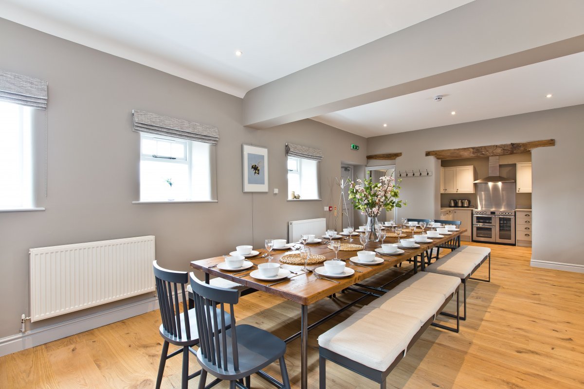 Open plan kitchen and dining room in Manifold Farmhouse
